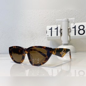 DOLCE & GABBANA Модель： DG4438 Размер： 54/20-145