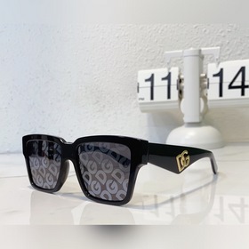 DOLCE & GABBANA Модель： DG4438 Размер： 55х19-145
