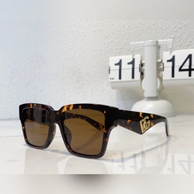 DOLCE & GABBANA Модель： DG4438 Размер： 55х19-145