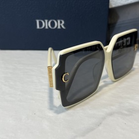 DIOR DTGSA3UCA Размер： 54-19-145