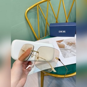Эти солнцезащитные очки от Dior подходят практически к любому обр