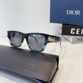 Новейшая серия DIORBLACKSUIT XL S2U от DIOR уже в продаже. Каждый