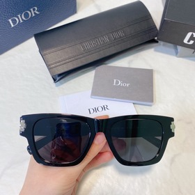 Новейшая серия DIORBLACKSUIT XL S2U от DIOR уже в продаже. Каждый