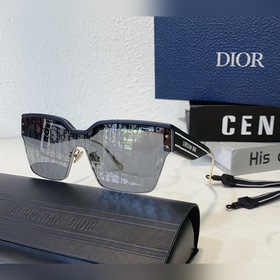 DIORDIORClub M4U Размер： 146 x 0-140, с ремешком