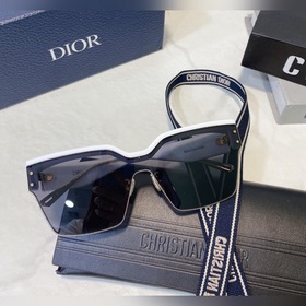 DIORDIORClub M4U Размер： 146 x 0-140, с ремешком