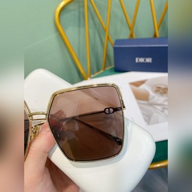 Новые солнцезащитные очки Dior весна-лето, серия Stellaire Гладка