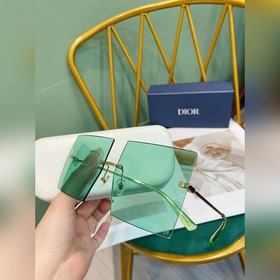Не требуют дополнительных комментариев, солнцезащитные очки от Di