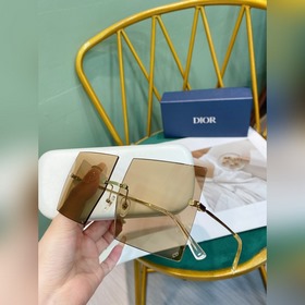 Не требуют дополнительных комментариев, солнцезащитные очки от Di
