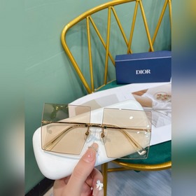 Не требуют дополнительных комментариев, солнцезащитные очки от Di