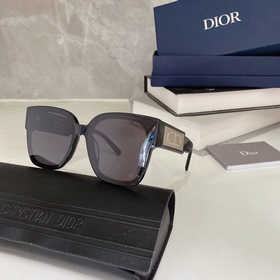 DIORSIGNATURE A2U Размер： 60-19-140