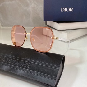 Новая модель Dior CD5973 Размер： 63-13-140
