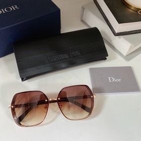 Новая модель Dior CD5973 Размер： 63-13-140
