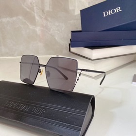 DIOR Модель： CD258 Размеры： 59-15-140