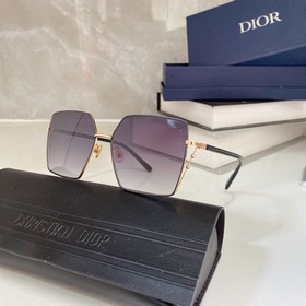 DIOR Модель： CD258 Размеры： 59-15-140
