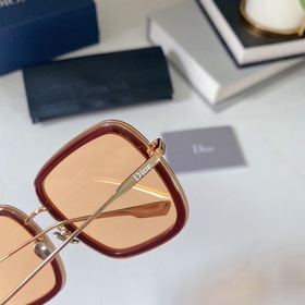 DIOR Модель： 6012 Размер： 53 x 20 x 135