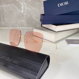 Эти солнцезащитные очки от Dior подходят практически к любому обр
