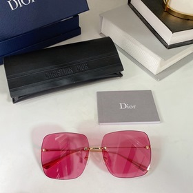 Эти солнцезащитные очки от Dior подходят практически к любому обр