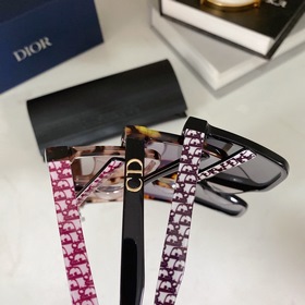 Не пропустите популярную модель DIOR NUANCE-17 с оправой, украшен