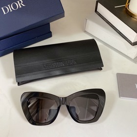 DIORDIORBobby B1U Размер： 52 x 20-140