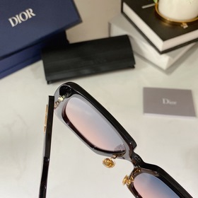 DIORDIORBobby S2F Размер： 56*19*140
