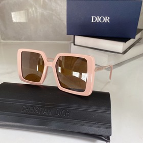 DIOR  Модель： 8071 Размер： 56-20-145