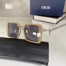 DIOR  Модель： 8071 Размер： 56-20-145