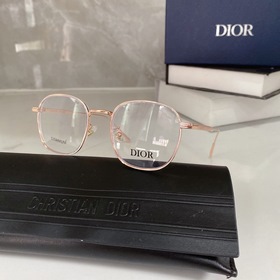 DioR BLACKSUITO
