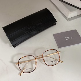 DioR BLACKSUITO Размер： 50/20-145 140