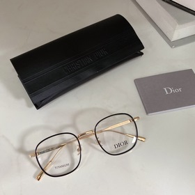 DioR BLACKSUITO Размер： 50/20-145 140