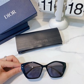 Новая модель 2023 года в наличии. Оригинальная Dior MISSDIORS1U.