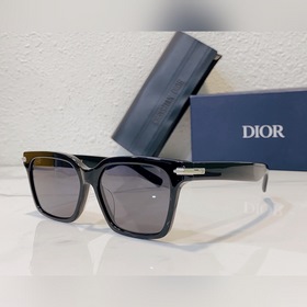 DIOR Модель： DIORBLACKSUIT S3F Размер： 57-16-150