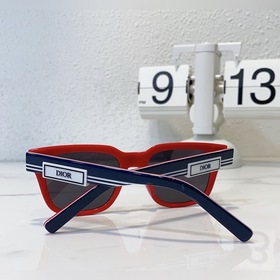 DIOR Модель： DIORB23 S11 Размер： 53 x 19 x 145