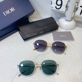 Новые солнцезащитные очки Dior осень 2019 уже в наличии Сверхлег
