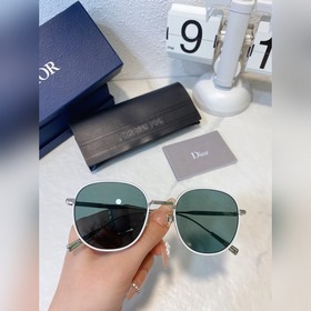 Новые солнцезащитные очки Dior в наличии Сверхлегкая и удобная м