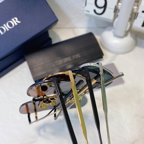 Новые солнцезащитные очки Dior в наличии Сверхлегкая и удобная м