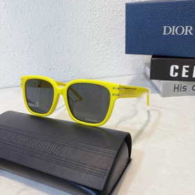 DIOR Diorsignafure S7F Размер： 58 x 18 x 145