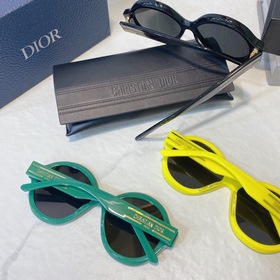 DIOR Diorsignafure R1U Размер： 57 x 16 x 145