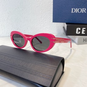 DIOR Diorsignafure B3U Размер： 54 x 20 x 145