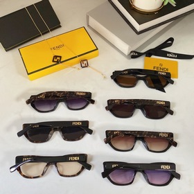 Высококачественная цепочка F Fendi Модель： FF400181 Размер： 52