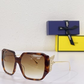 Fendi Модель： FF0473 Размер： 55х22-137.