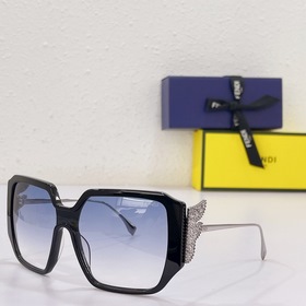 Fendi Модель： FF0473 Размер： 55х22-137.