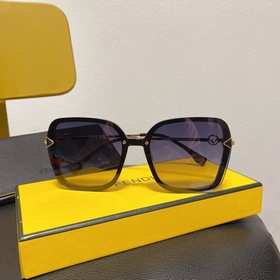 FENDI -F0352 Элегантная женская модель с новыми смелыми цветами и