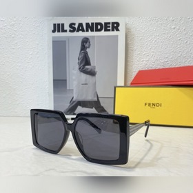 Fendi Модель： FF0788/S Размер： 54 мм, 14-140
