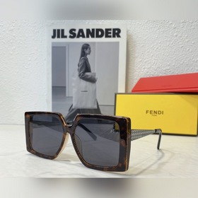 Fendi Модель： FF0788/S Размер： 54 мм, 14-140