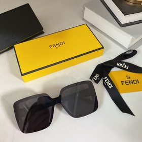 Fendi Модель： FF0820   Размер： 146-0-145