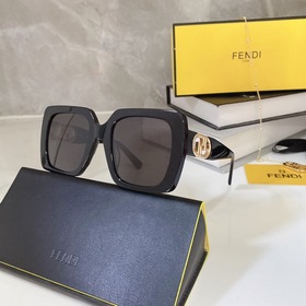 Fendi Модель： FF 40073U Размер： 54х23-145