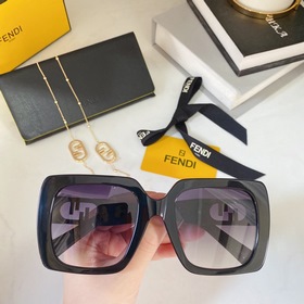 Fendi Модель： FF 40073U Размер： 54/23-145