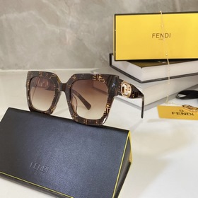 Fendi Модель： FF 40072U Размер： 51/25-145