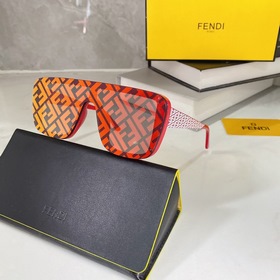 Fendi Модель： FF0612 Размер： 148-0-145