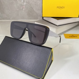 Fendi Модель： FF0612 Размер： 148-0-145